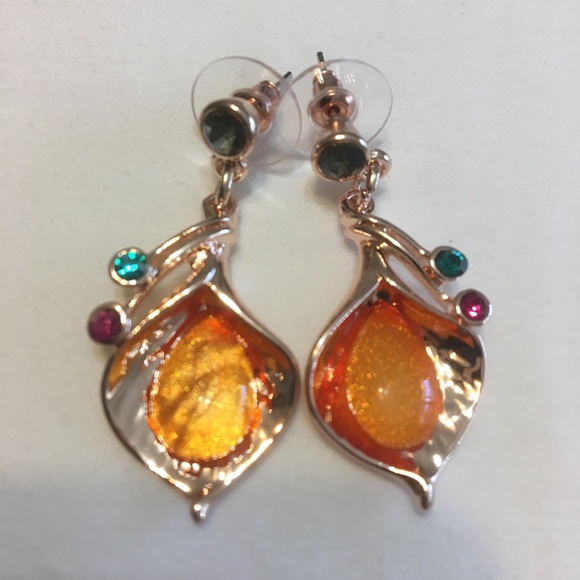 💕Gorgeous💕 Multi Color Necklace & Earrings Set - Picture 4 of 8